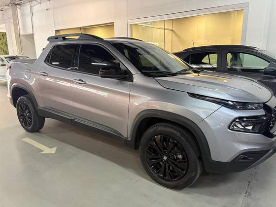 FIAT TORO 1.3 TURBO 270 FLEX VOLCANO AT6 FIAT TORO 1.3 TURBO 270 FLEX VOLCANO AT6